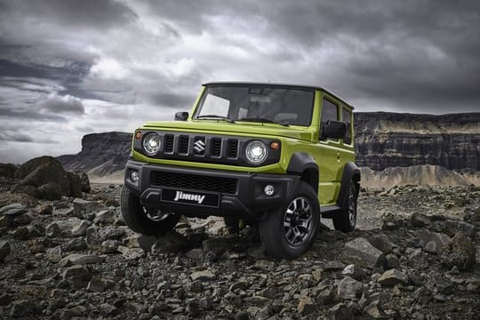 Kantiges Kerlchen: Der 3,65 Meter lange Suzuki Jimny mit Leiterrahmen und Allradantrieb.
