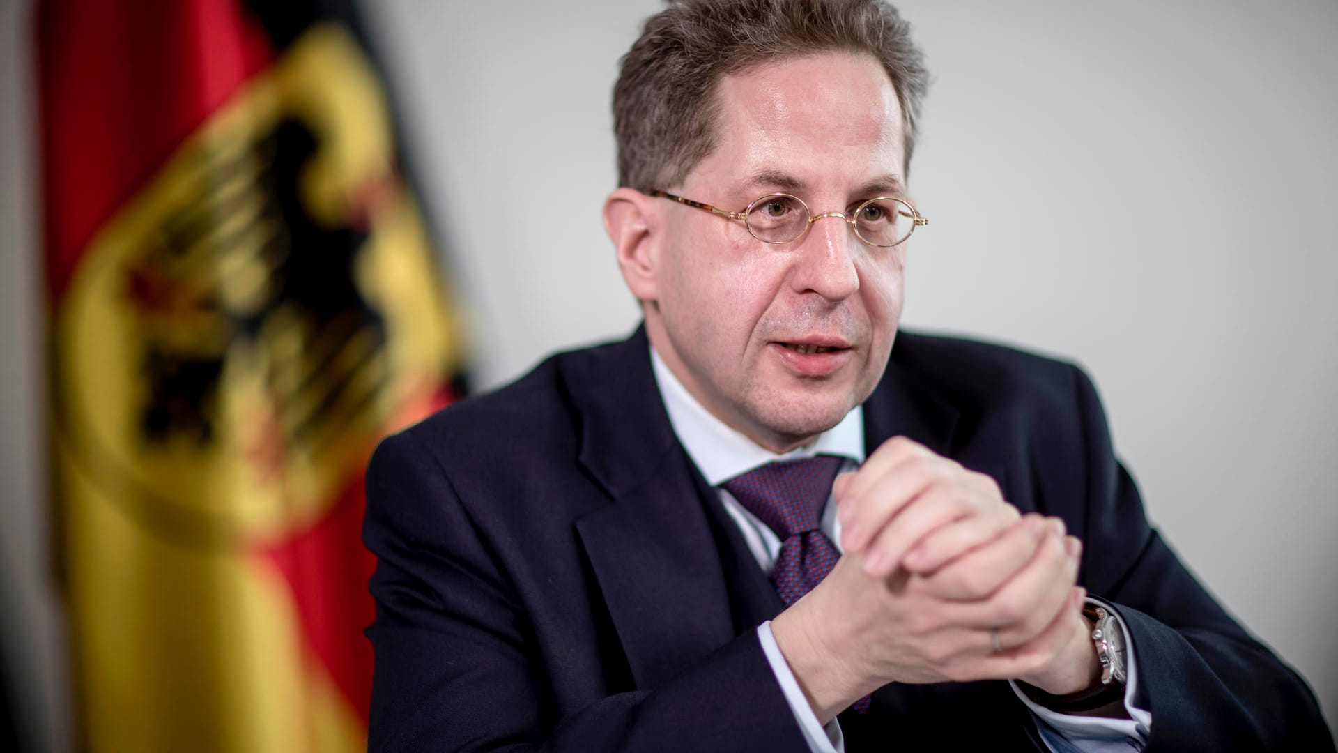 Hans-Georg Maaßen, Präsident des Bundesamts für Verfassungsschutz, muss seinen Posten räumen. Er wird Staatssekretär im Bundesinnenministerium.