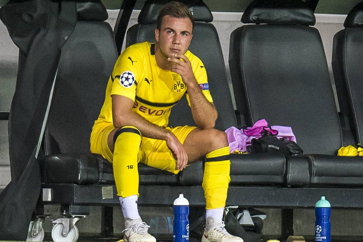 Mario Götze nach seiner Auswechslung gegen Brügge: Der BVB-Star konnte bei seinem Auftritt in der Startelf nicht überzeugen.