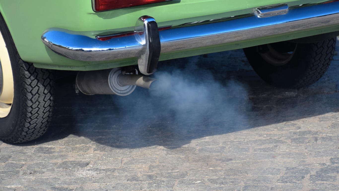 Autoabgase: Dieselautos stehen seit Monaten angesichts ihres hohen Stickoxidausstoßes in Verruf.