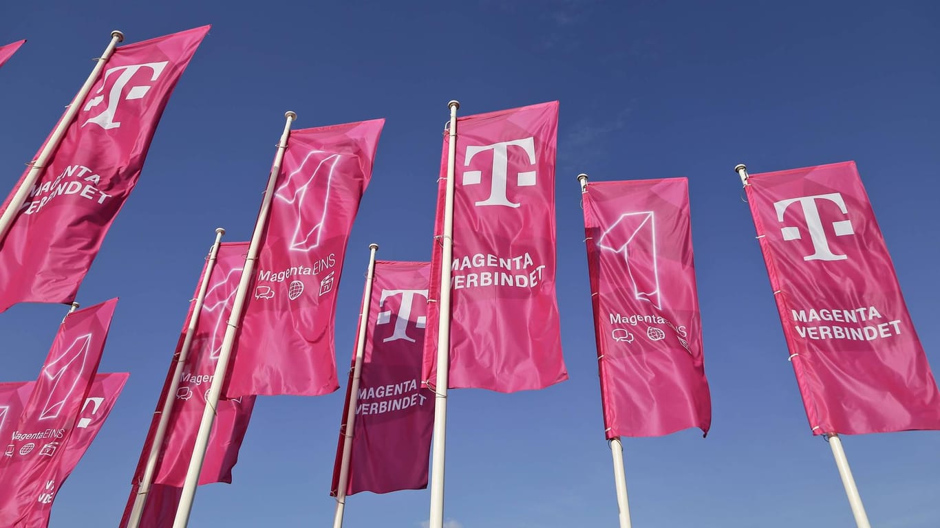 Fahnen der Deutschen Telekom auf der IFA: Störung im E-Mail-Dienst