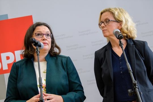 SPD-Chefin Andrea Nahles (l.