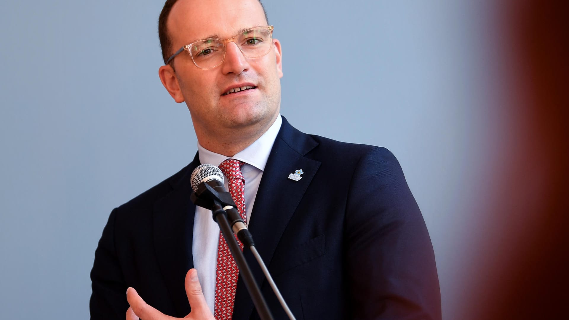 Jens Spahn: Der Gesundheitsminister will den Pflegenotstand bekämpfen.