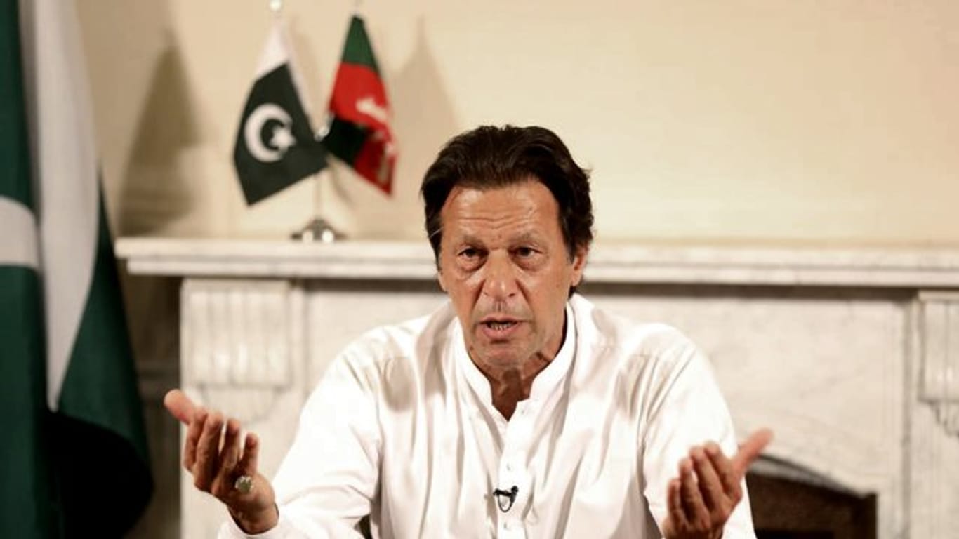 Regt die Wiederaufnahme von Friedensgesprächen mit Indien an: Pakistans Ministerpräsident Imran Khan.