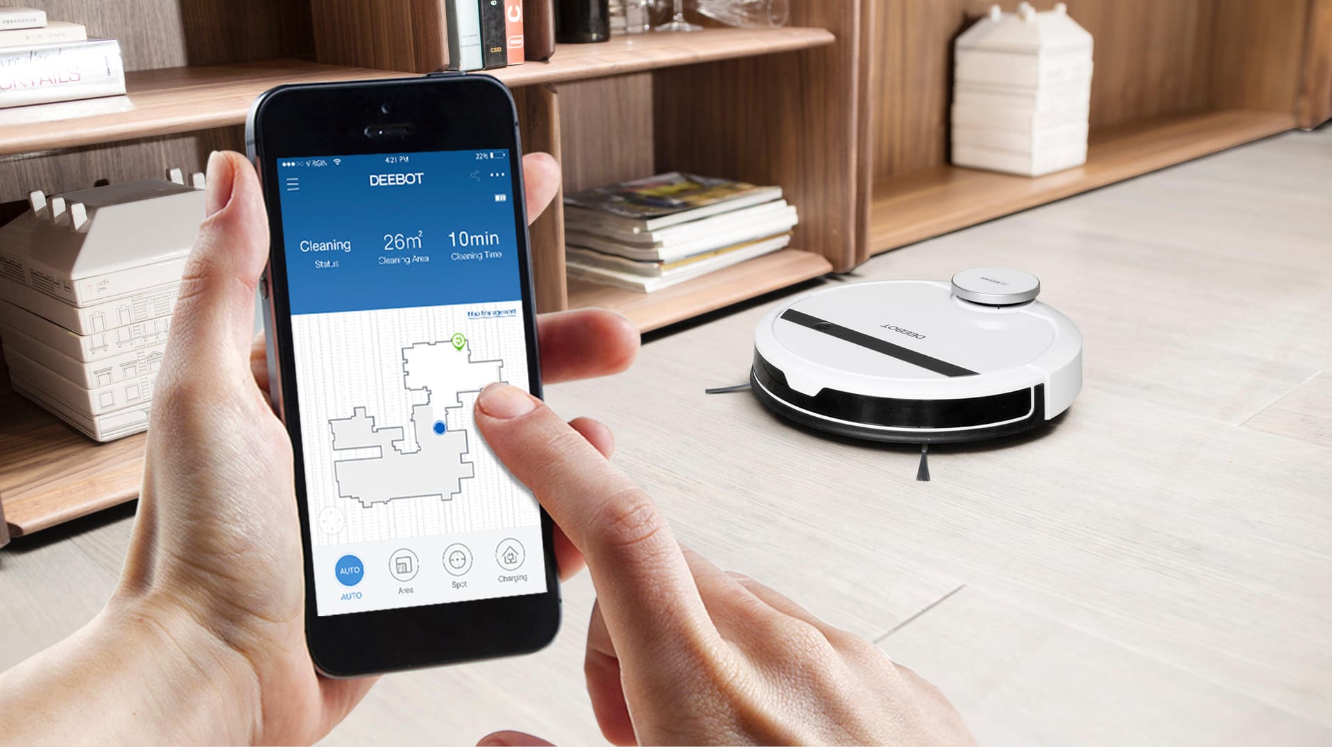 Der Deebot 900 und die dazugehörige App: Der Saugroboter putzt und kartiert die Wohnung gleichzeitig.