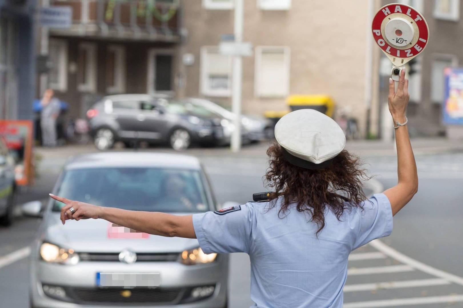 Handysünder erwischt: Gut 11.000 Polizisten haben sich bundesweit bei Kontrollen und Infoaktionen beteiligt.