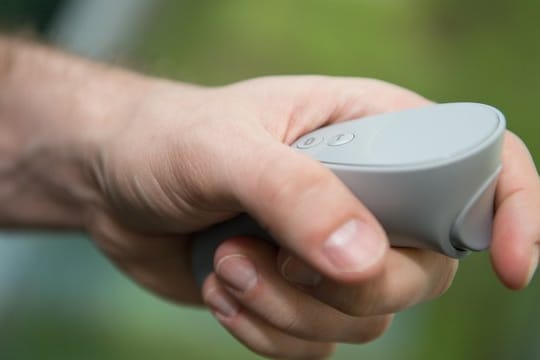 Wer bei der Oculus Go auf den Handcontroller verzichten will, kann auch die Sprachsteuerung nutzen.