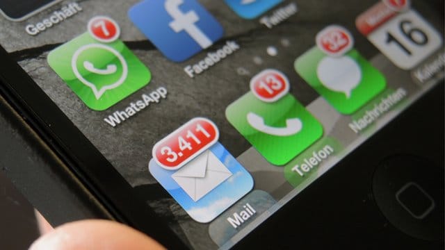 Durch die Anonymität im Netz sinke die Hemmschwelle, andere zu mobben. Durch die Anonymität im Netz sinke die Hemmschwelle, andere zu mobben.