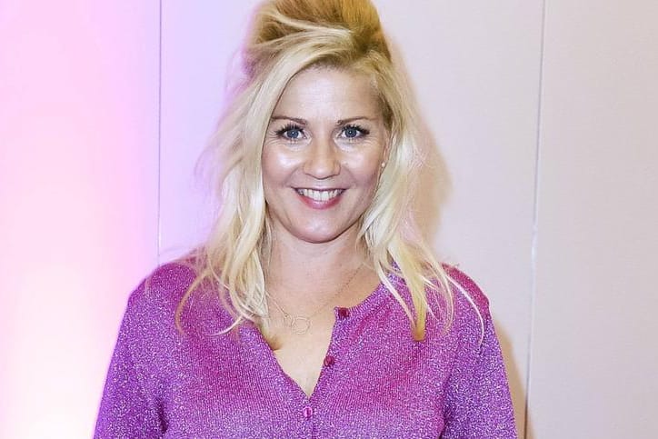 Aleksandra Bechtel: t-online.de traf die Schauspielerin und Moderatorin beim Dreamball in Berlin.