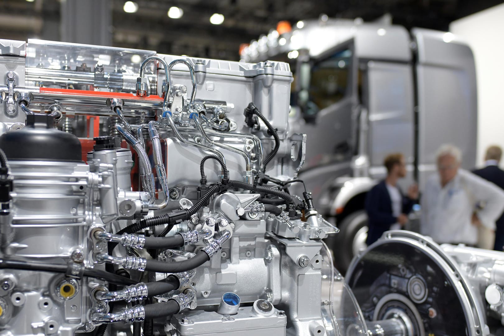 Ein Dieselmotor: Eine Alternative zu der Umtauschprämie wäre die Nachrüstung von Autos mit Katalaysatoren. (Archivbild)