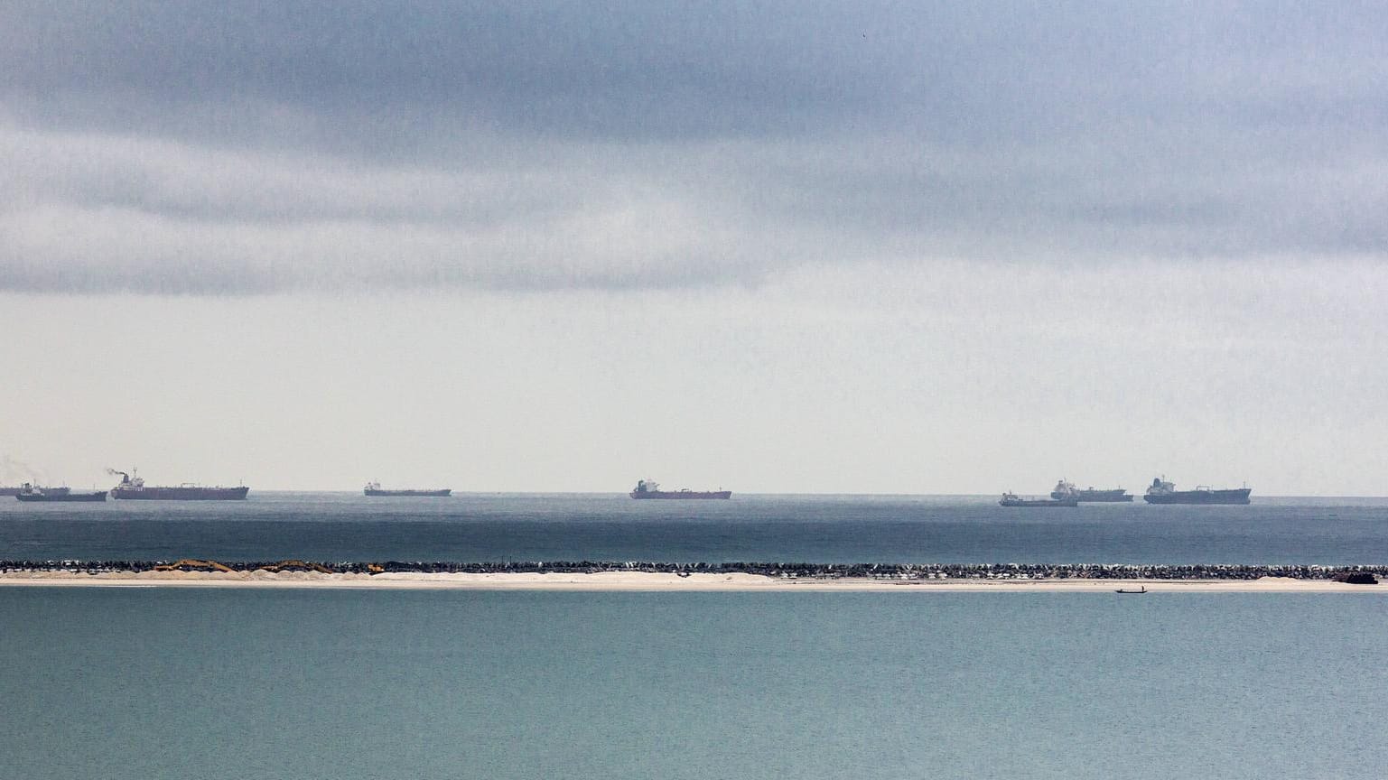 Schiffe vor der Küste von Lagos: Geiselnahme zur Erpressung von Lösegeld ist nicht selten.