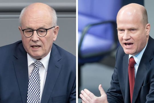 Volker Kauder (L) und der stellvertretende Unions-Fraktionsvorsitzende Ralph Brinkhaus.