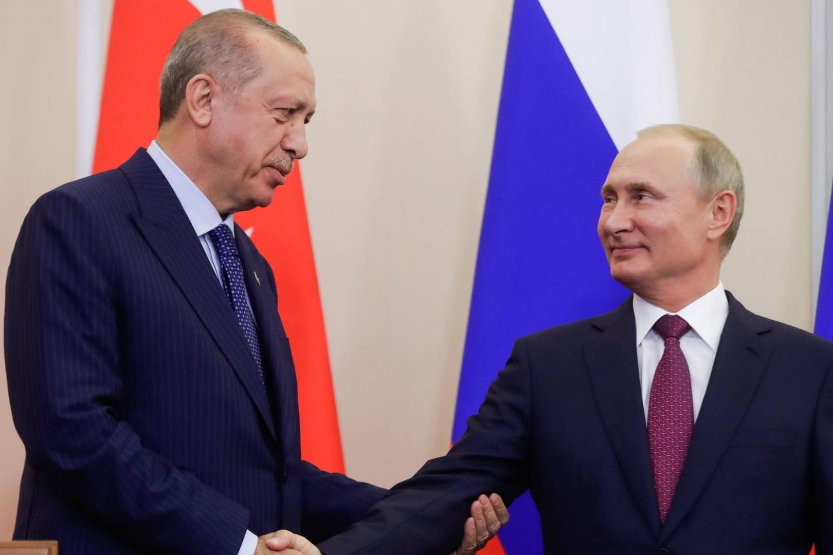 Recep Tayyip Erdogan und Wladimir Putin: Die Staatschefs wollen in Idlib eine Pufferzone einrichten.