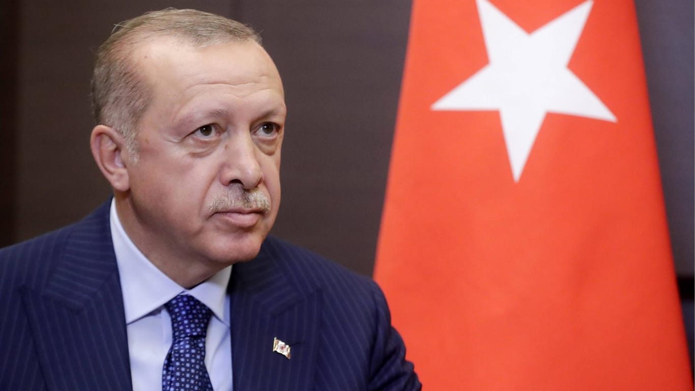 Recep Tayyip Erdogan: Der türkische Präsident besucht in Köln eine Moschee-Eröffnung.