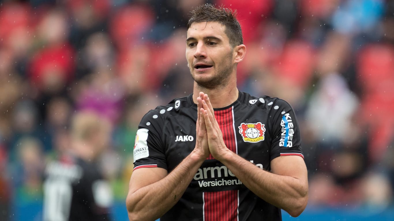 Geschafft: Bayers Lucas Alario gelang gegen Mainz zwar kein Tor, sein Team holte allerdings den ersten Bundesliga-Sieg dieser Saison.
