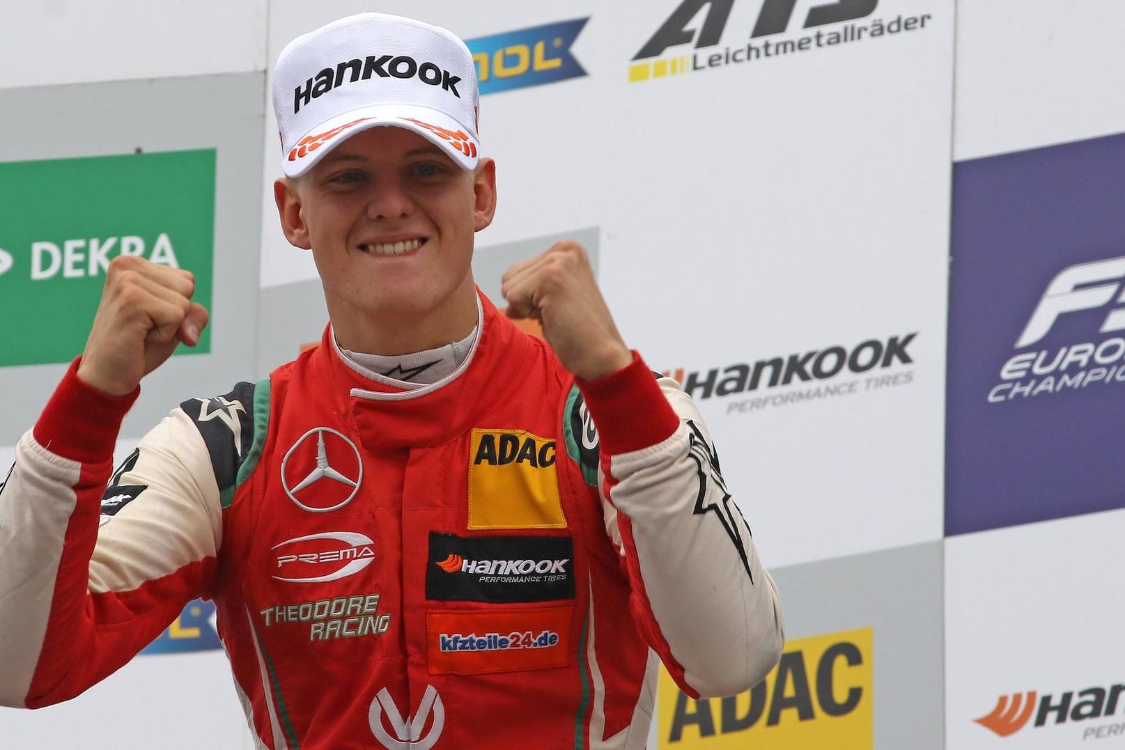 Top-Talent: Mick Schumacher feiert nach den Erfolgen in Spielberg.