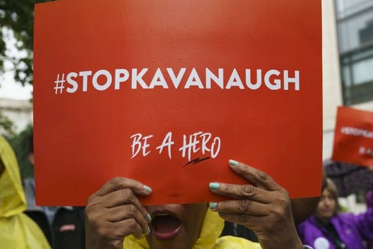 Demonstranten fordern in Washington "Stop Kavanaugh".