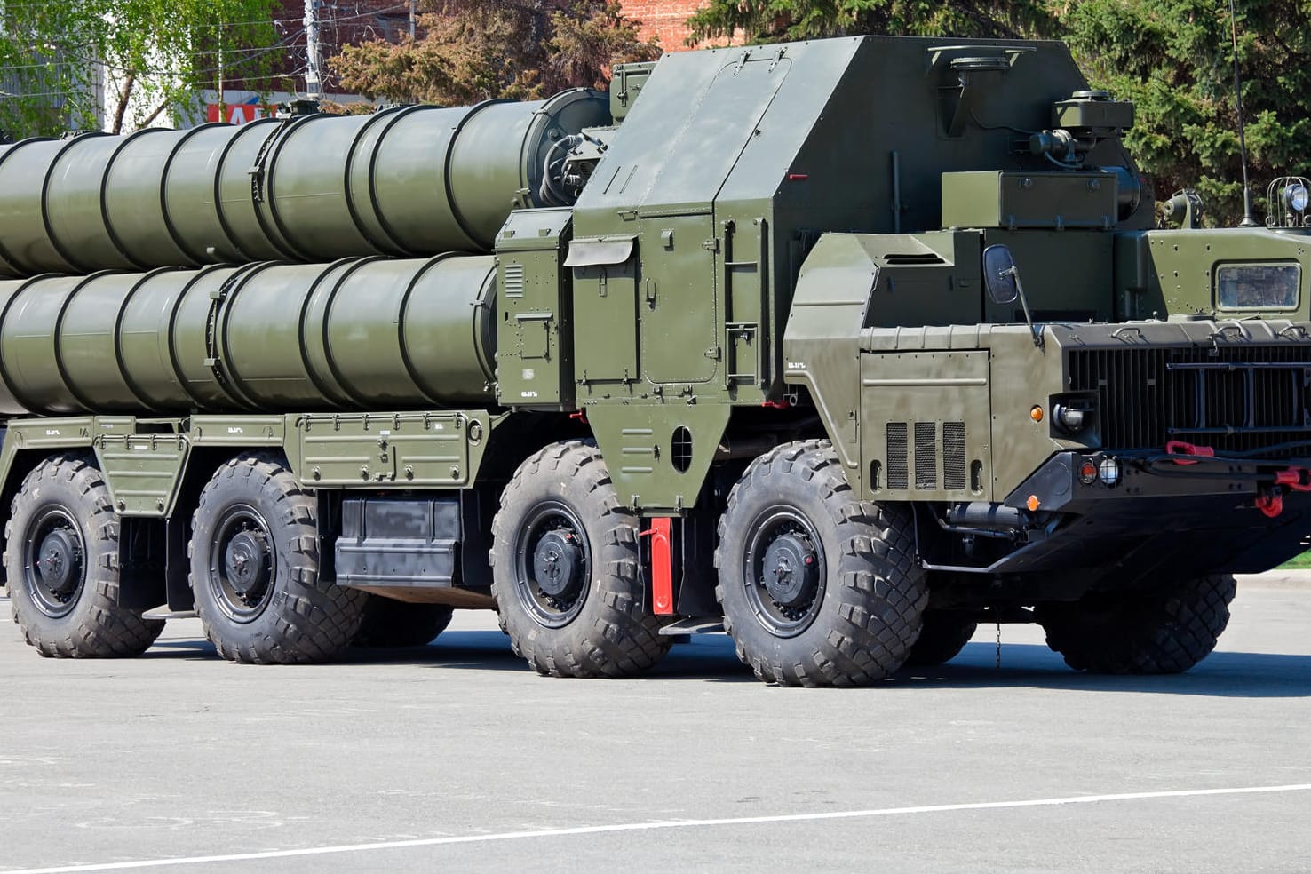 Das russische Flugabwehrsystem S-300 bei einer Militärparade in Moskau: Die Flugabwehr zählt, zusammen mit dem Nachfolgesystem S-400, zu den leistungsstärksten Flugabwehrsystemen der Welt.