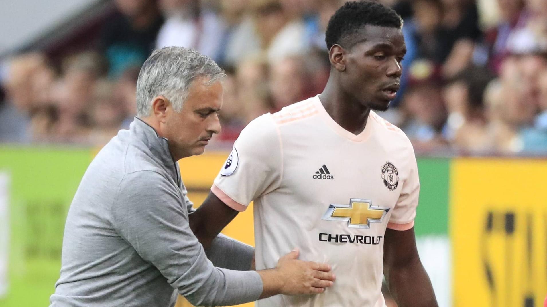 José Mourinho mit Paul Pogba: Der Weltmeister äußerte sich unzufrieden über die spielerische Ausrichtung ihres Klubs Manchester United.