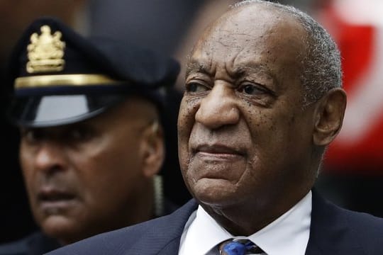 Bill Cosby vor der Verkündung des Strafmaßes.