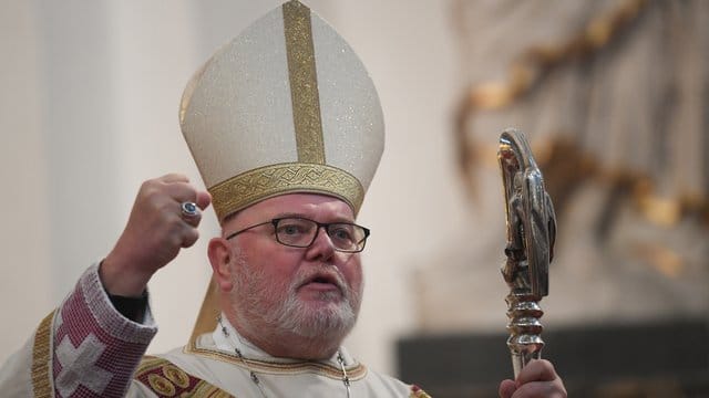 "Wir sind erschrocken und tief erschüttert über das, was möglich war im Volk Gottes, durch Priester, die den Auftrag des Evangeliums hatten, Menschen aufzurichten", sagt der Erzbischof von München und Freising und Vorsitzender der Deutschen Bischofskonferenz.