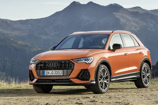 Audi bringt im November die zweite Generation des Kompakt-SUVs Q3 zu den Händlern.