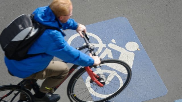 Verlockende Infrastruktur: Ein eRadschnellweg verbindet den Göttinger Bahnhof mit dem Nordcampus der Universität. Verlockende Infrastruktur: Ein eRadschnellweg verbindet den Göttinger Bahnhof mit dem Nordcampus der Universität.