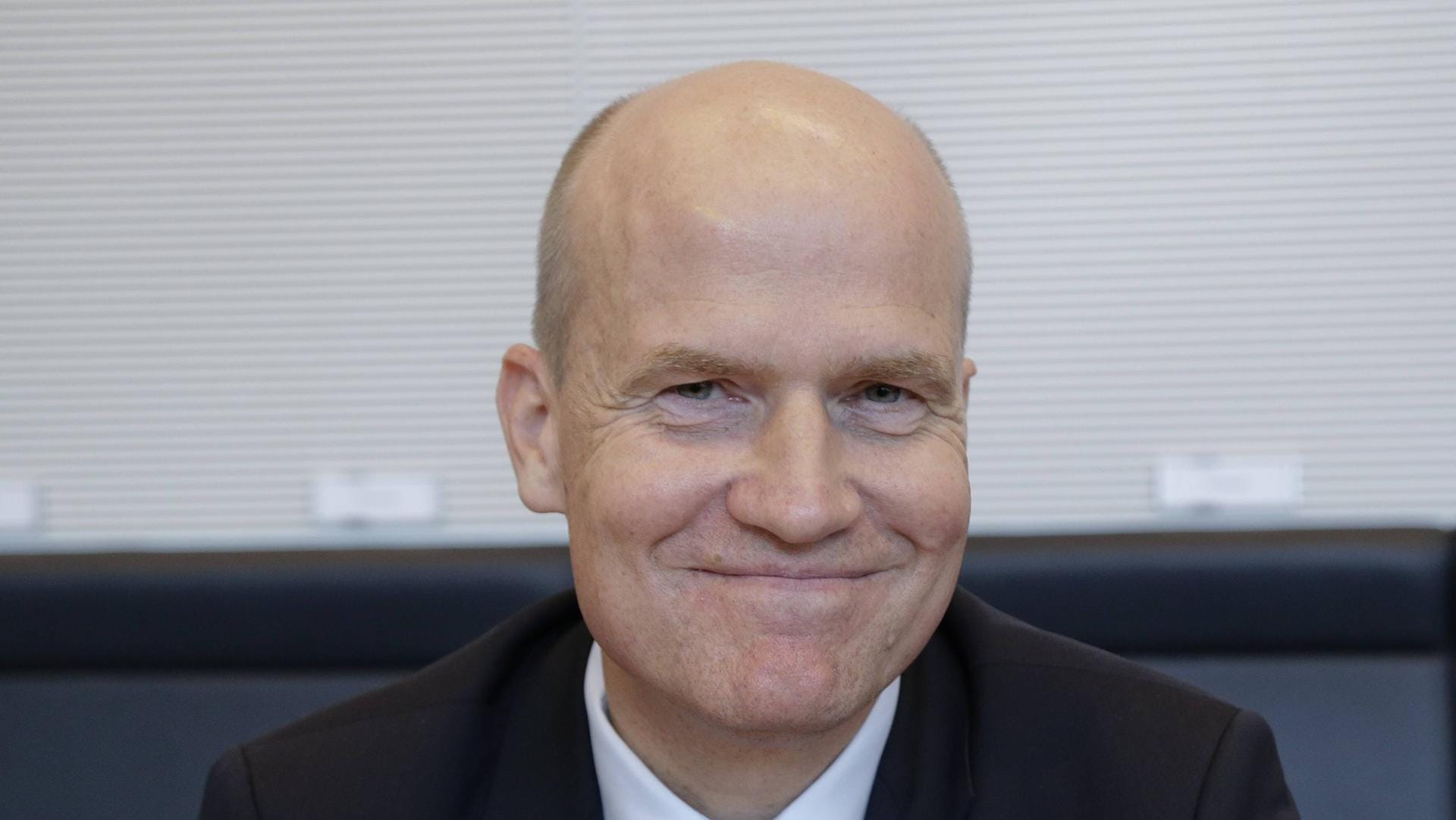 Ralph Brinkhaus: Der neue Unionsfraktionschef sprach Kanzlerin Merkel seine Unterstützung zu. Ralph Brinkhaus: Der neue Unionsfraktionschef sprach Kanzlerin Merkel seine Unterstützung zu.