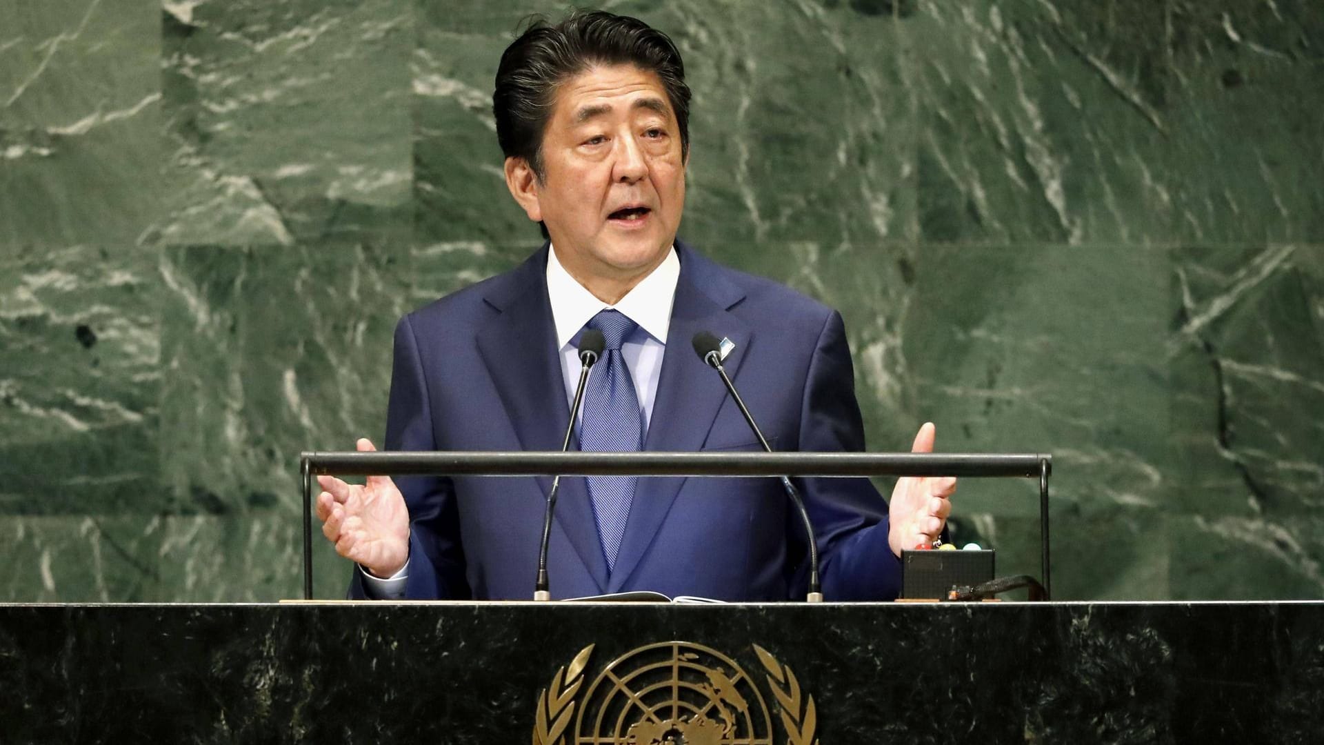 Shinzo Abe: Der japanische Regierungschef wäre zu einem Treffen mit Nordkoreas Diktator Kim Jon Un bereit.