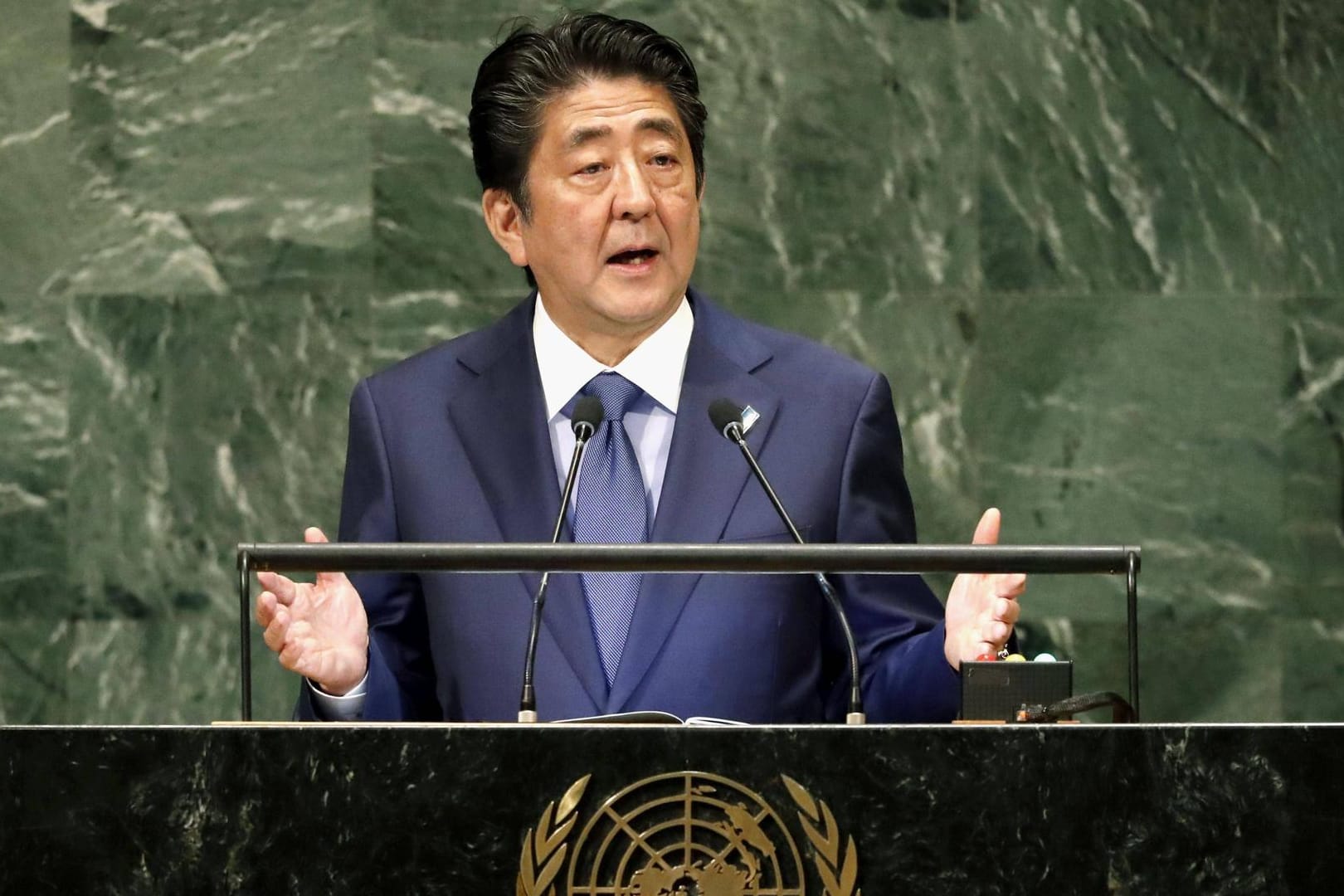 Shinzo Abe: Der japanische Regierungschef wäre zu einem Treffen mit Nordkoreas Diktator Kim Jon Un bereit.