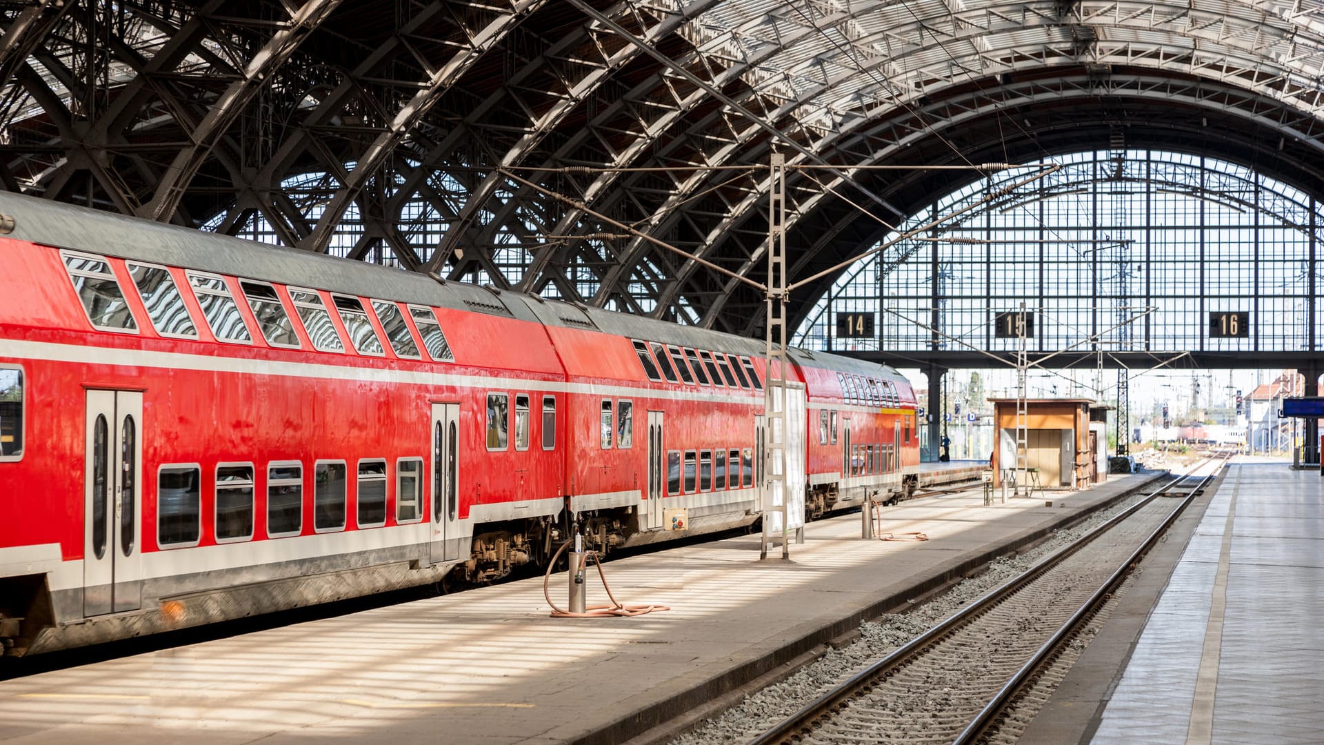 Leipziger Hauptbahnhof: Bis zum 30. September wird es Einschränkungen im Zugverkehr geben.