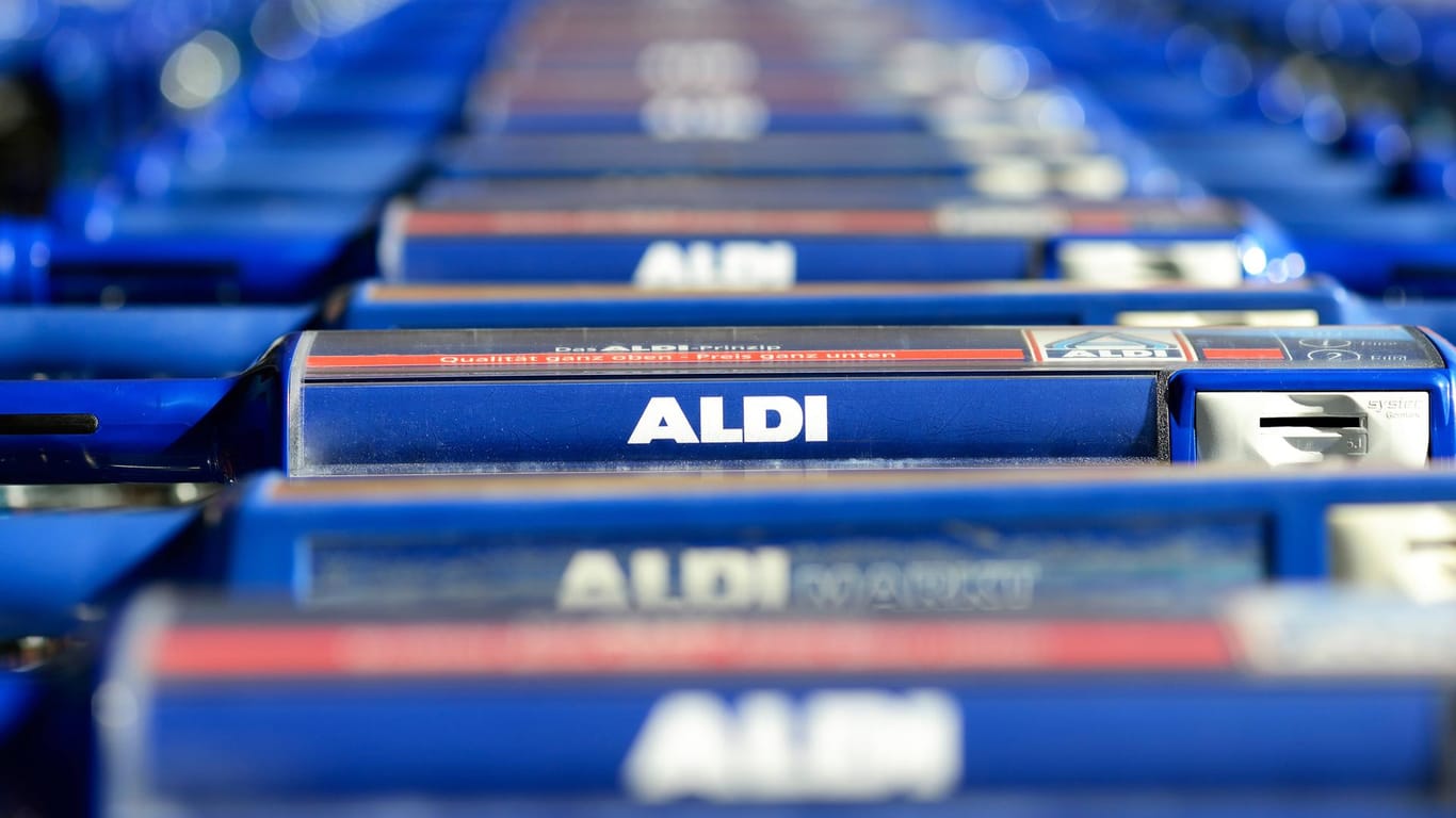 Einkaufswägen von Aldi: Der neue Chef des Discounters soll den Modernisierungskurs von Aldi Nord gezielt unterstützen.