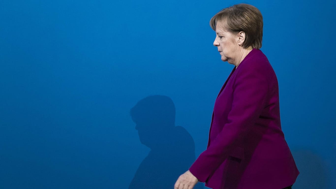 Bundeskanzlerin Angela Merkel: Die Mehrheit der Deutschen glaubt nicht mehr daran, dass sie ihre Kanzlerschaft zu Ende führen wird. Besonders die Anhänger der AfD gehen von einem Aus ihrer Kanzlerschaft in den nächsten drei Jahren aus.