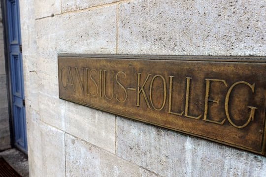 Vor acht Jahren wurde am kirchlichen Canisius-Kolleg sexueller Missbrauch aufgedeckt.