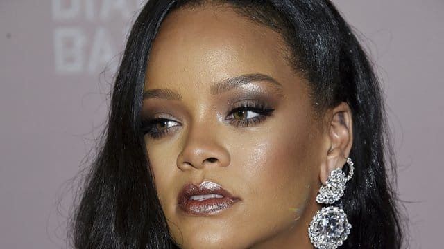 Rihanna hatte bösen Besuch.