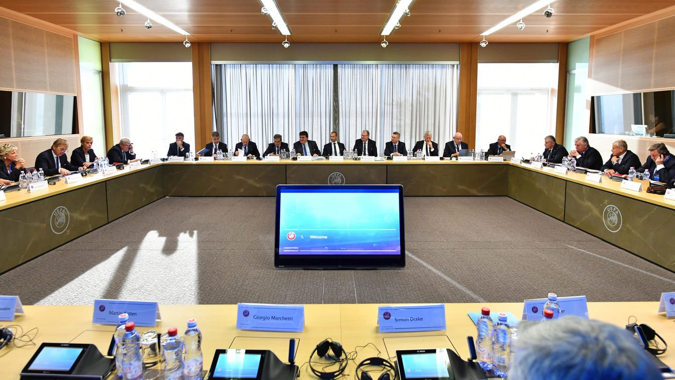 Der Sitzungssaal des Exekutivkomitees der Uefa in Nyon: Hier wird über die Ausrichtung der EM 2024 entschieden.