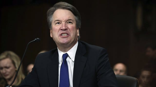 "Dieser Nominierungsprozess ist zu einer nationalen Schande verkommen": Brett Kavanaugh attackierte bei seiner Anhörung die demokratischen Senatoren im Ausschuss scharf. "Dieser Nominierungsprozess ist zu einer nationalen Schande verkommen": Brett Kavanaugh attackierte bei seiner Anhörung die demokratischen Senatoren im Ausschuss scharf.
