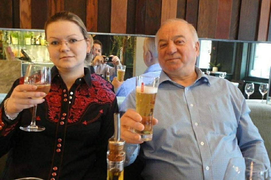 Julia und Sergeij Skripal kurz vor dem Giftanschlag im März: Nato-Analysten wollen nicht ausschließen, dass sich Skripal zum Anschlagsziel machte.