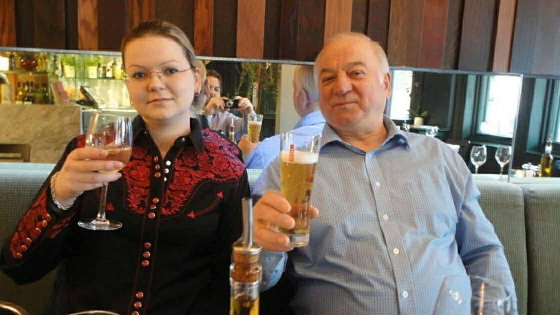 Julia und Sergeij Skripal kurz vor dem Giftanschlag im März: Nato-Analysten wollen nicht ausschließen, dass sich Skripal zum Anschlagsziel machte.