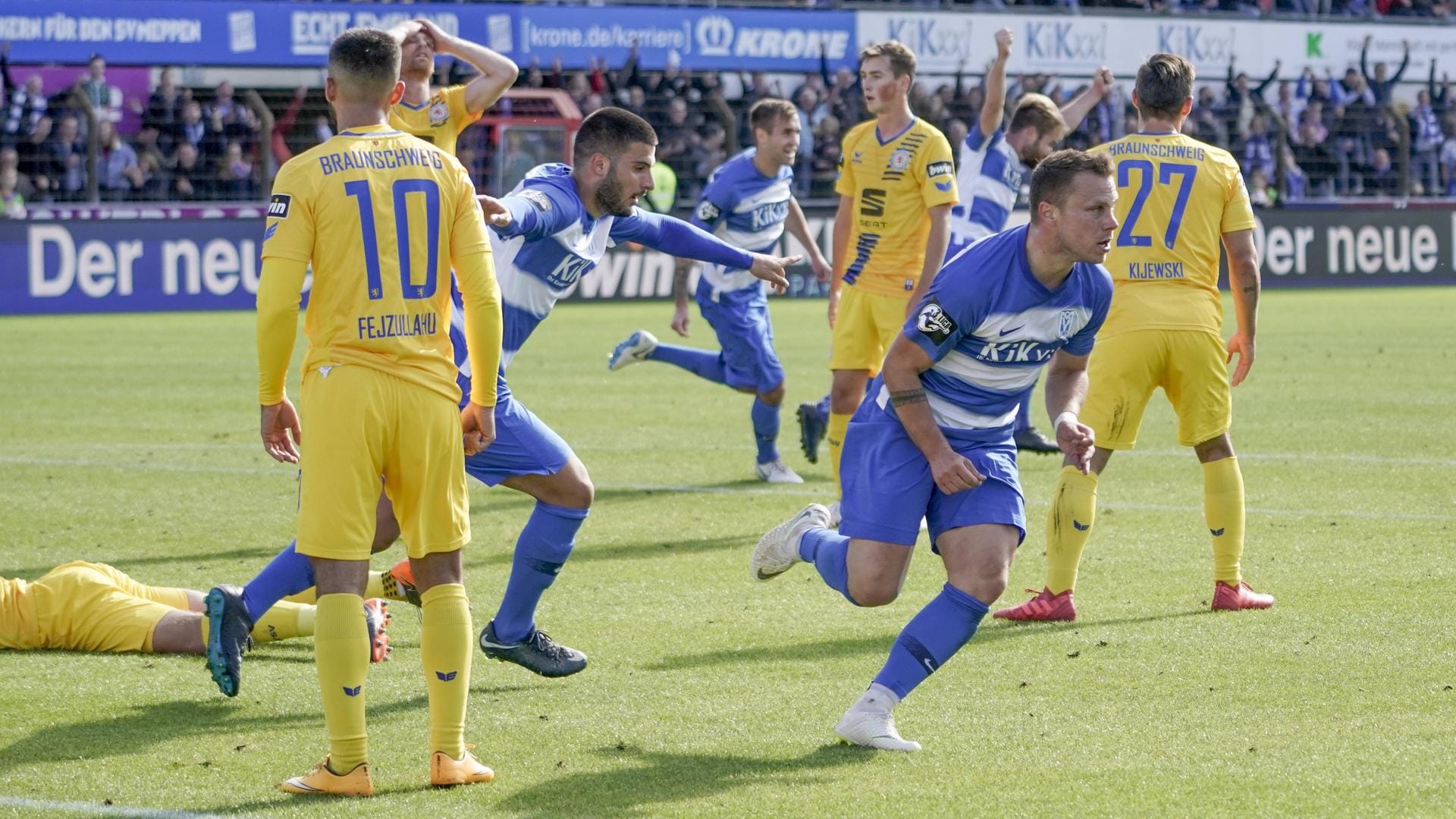 Nico Granatowski feiert sein 2:0 gegen Braunschweig. Es sollte nicht der letzte Treffer bleiben.