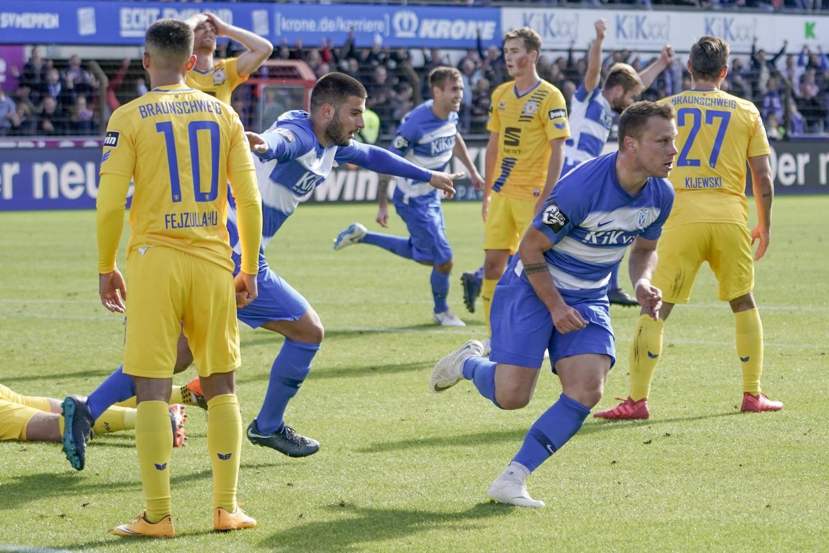 Nico Granatowski feiert sein 2:0 gegen Braunschweig. Es sollte nicht der letzte Treffer bleiben.