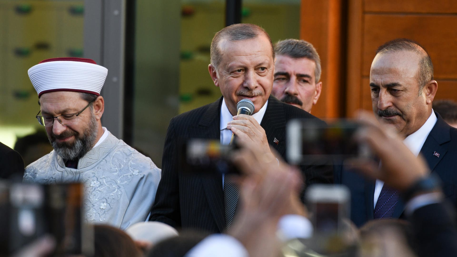 Erdogan in Köln: Mit Merkel und Steinmeier "wichtige Themen ehrlich besprochen".