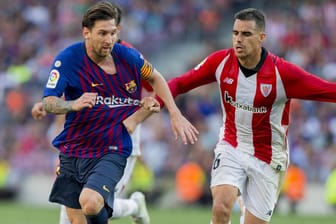 Lionel Messi entwischt seinem Gegenspieler: Barcelonas Superstar konnte sein Team gegen Bilbao nicht vor einem weiteren Punktverlust bewahren.