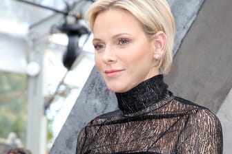 In Paris: Bei der Modenschau des Labels Akris war Charlène von Monaco einer der Stargäste.