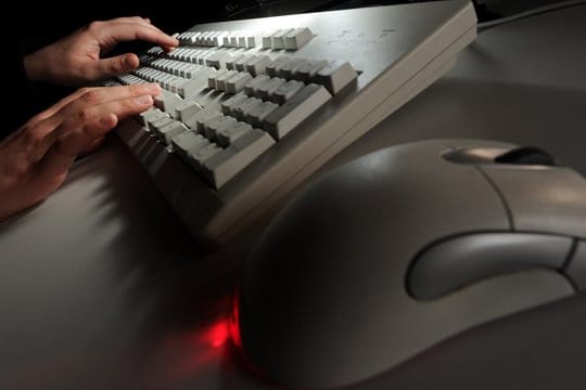 Viele Menschen in Deutschland fühlen sich durch die Digitalisierung überfordert.