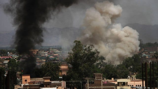 Die Provinz Nangarhar wird immer wieder von schweren Anschlägen erschüttert. Die Provinz Nangarhar wird immer wieder von schweren Anschlägen erschüttert.