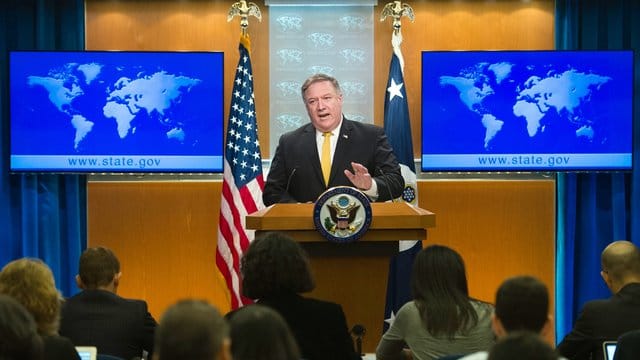 US-Außenminister Mike Pompeo spricht in Washington vor Pressevertretern. US-Außenminister Mike Pompeo spricht in Washington vor Pressevertretern.