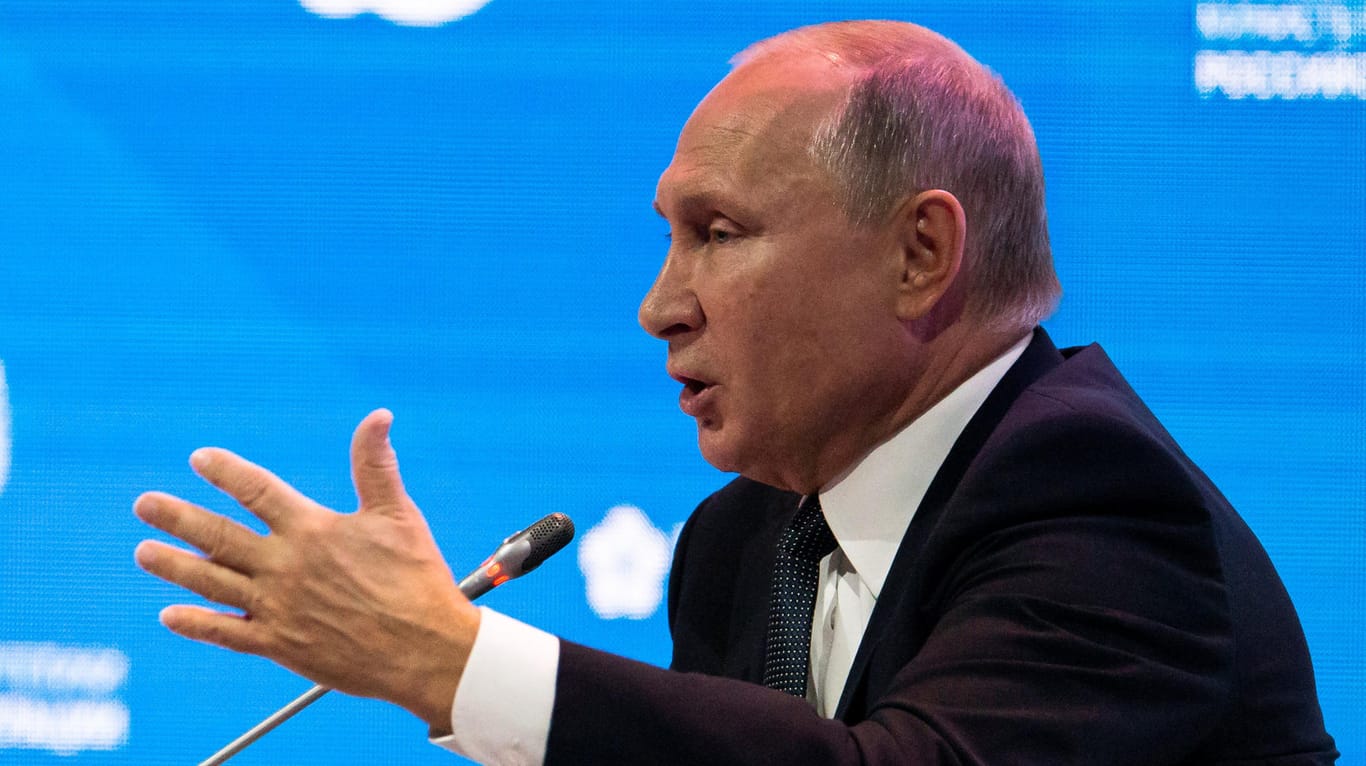 Kreml-Chef Wladimir Putin: Auf einem Energie-Forum in Moskau äußerte sich der russische Präsident zum Fall Skripal.