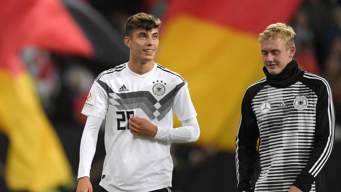 Die Hoffnungsträger für die deutsche Offensive: Kai Havertz (l.) und Julian Brandt nach letzten Länderspiel in Sinsheim.