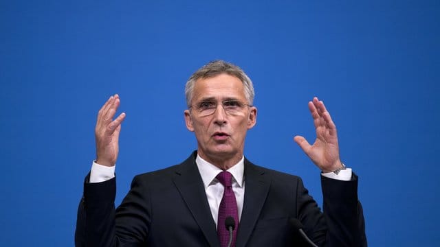 Nato-Generalsekretär Jens Stoltenberg bei einer Pressekonferenz im Nato-Hauptquartier in Brüssel. Nato-Generalsekretär Jens Stoltenberg bei einer Pressekonferenz im Nato-Hauptquartier in Brüssel.